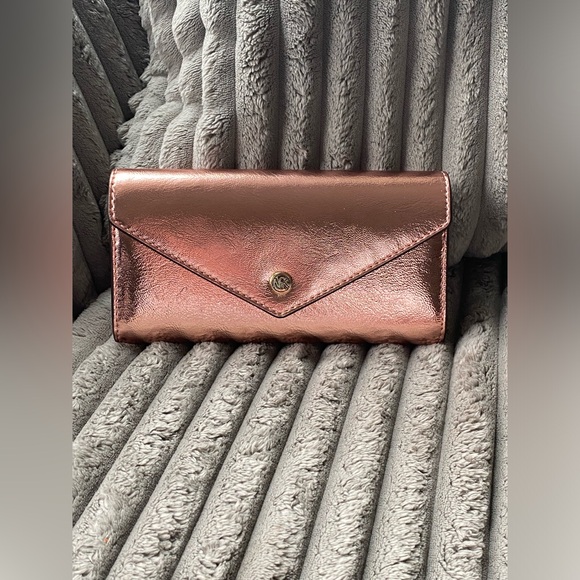 NWT Michael Kors Jet Set Travel Large Patent Envelope Wallet - Picture 6 of 9